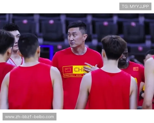 麦克风背后的智慧与挑战 CBA与足球解说员实战技巧全方位剖析